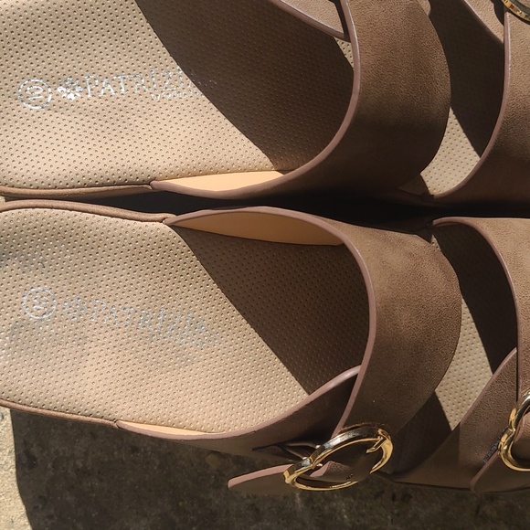 Patrizia Style: SHANIHO - Picture 2 of 4